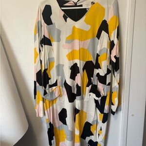 Abstract Patterned Long Sleeve Dress